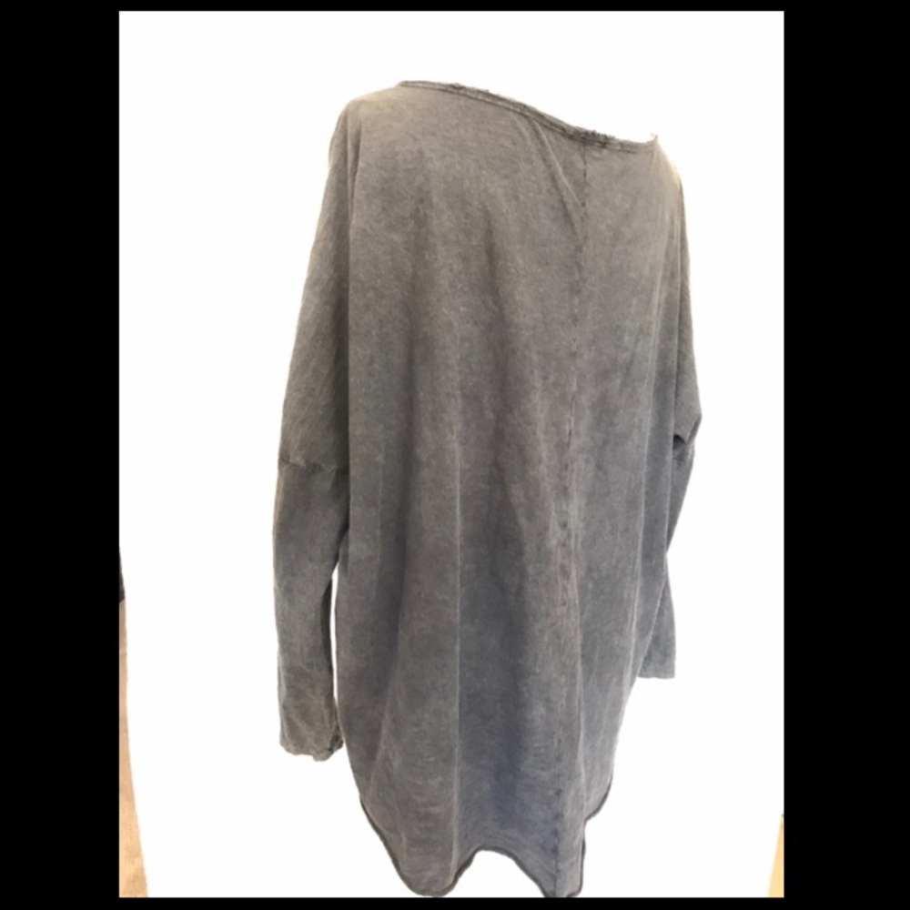 Sweater - Picture 4 of 6